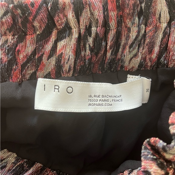 Worn once iro skirt! Size 36 - Picture 4 of 4